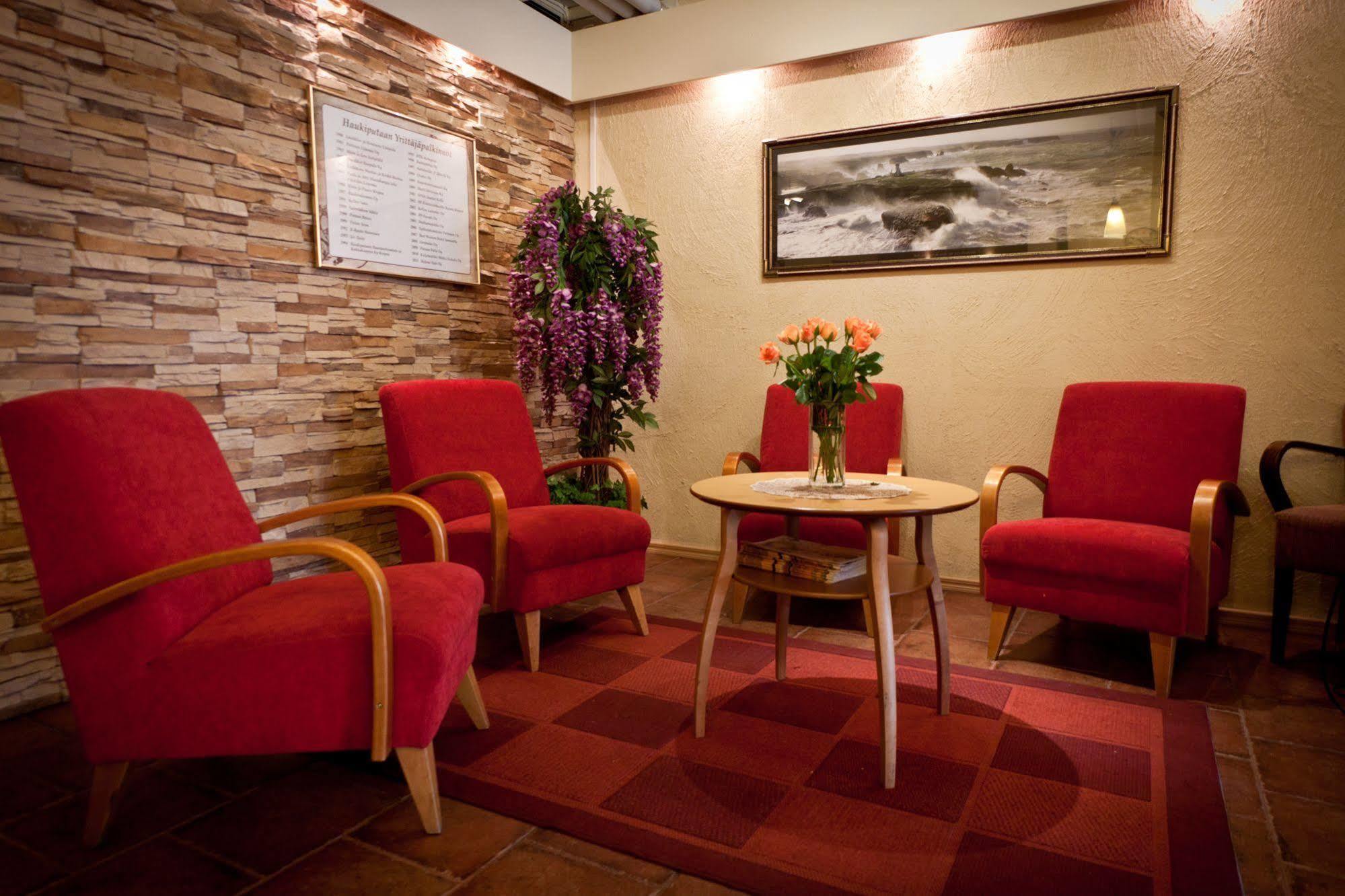 Samantta Hotel & Restaurant Haukipudas Extérieur photo